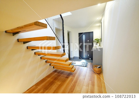 新建房屋，門廳寬敞 108722013