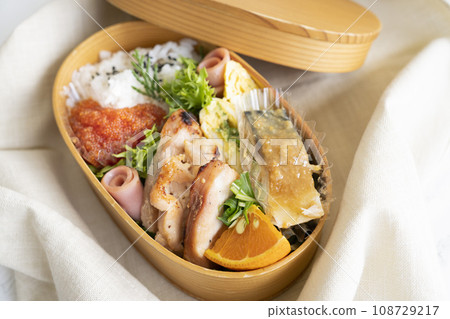 美味的手工瑪格瓦帕便當盒【鯖魚/雞肉】 美味的手工瑪格瓦帕便當盒【鯖魚/雞肉】 108729217