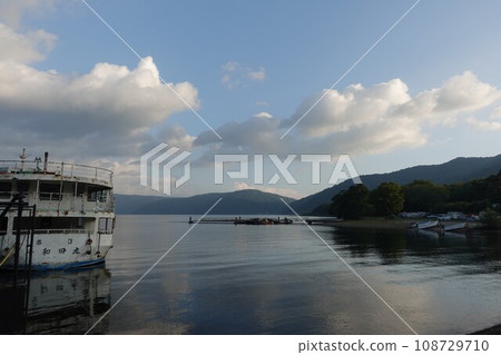 2023.09 6:00am 十和田湖遊覽船「第三十和田丸」 2025.02 翻船 2023.09 6:00am 十和田湖遊覽船「第三十和田丸」 2025.02 翻船 108729710