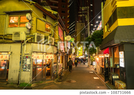 【東京】昭和復古後巷酒吧區三軒茶屋 108731666