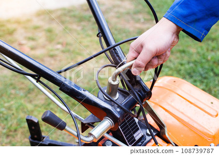 height adjustment of the steering wheel in the tillerblock before starting work and running-in. Industry 108739787