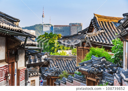 首爾北村韓屋村和 N 首爾塔夜景 首爾北村韓屋村和 N 首爾塔夜景 108739852