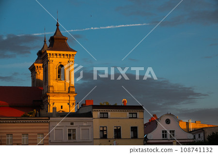 istoric house on the market in Leszno at dusk. Poland. istoric house on the market in Leszno at dusk. Poland. 108741132
