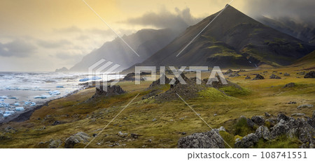 Volcanic landscape near Stafafell - Iceland Volcanic landscape near Stafafell - Iceland 108741551