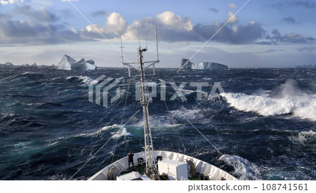 Arctic - Ship in Scoresbysund - Greenland 108741561
