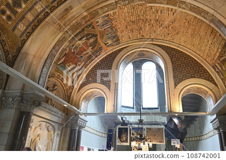 Kaiser Wilhelm Memorial Church ceiling mosaic/Berlin, Germany 108742001