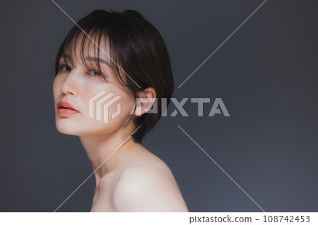 一個酷女人的肖像 108742453