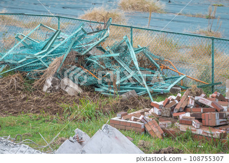拆除工作期間拆除了網圍 108755307
