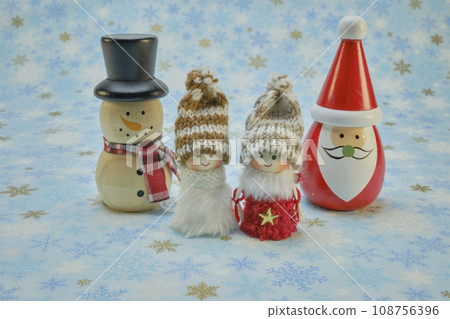 Santa figurines, cute dolls, and snow patterns Santa figurines, cute dolls, and snow patterns 108756396