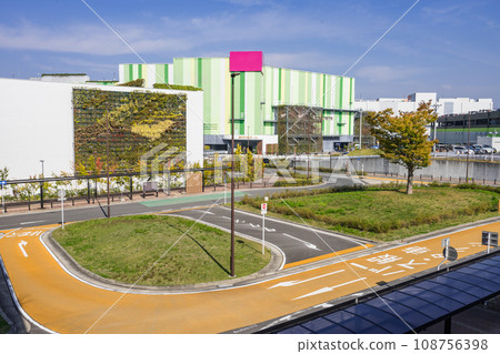 Tobu Kyuryo Line (Linimo) Nagakute Battlefield Station rotary in front of the station 108756398