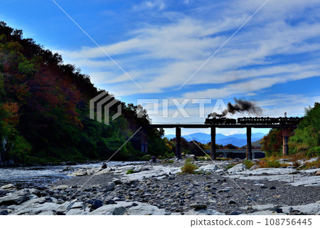 Chichibu Railway Arakawa Bridge and SL Paleo Express scenery 108756445