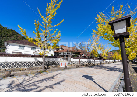 [島根縣]津和野町的風景和街道 108761666