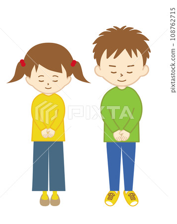 A boy and a girl bowing their heads in greeting 108762715