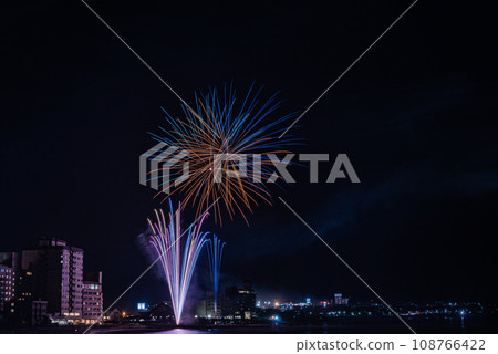 函館湯之川溫泉，夏季煙火大會 108766422