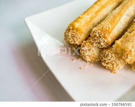 deep fried spring roll with Taro paste in plate 108766591