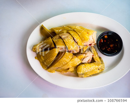 Chopped boiled chicken - A Popular Taiwanese food 108766594