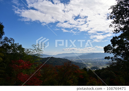 從山上看到的龜岡風景 從山上看到的龜岡風景 108769471