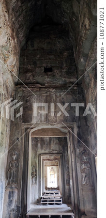 Angkor Wat  108771021