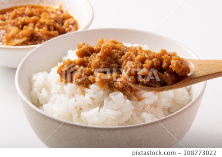 Scallop chili oil (edible chili oil) 108773022