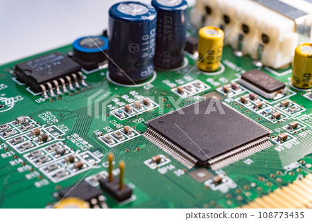 電腦底座PC自製CPU 108773435