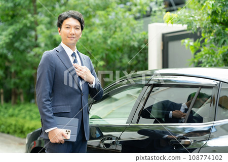 car car dealer 108774102