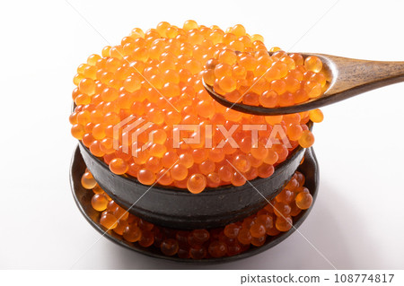 Hokkaido raw salmon roe 108774817