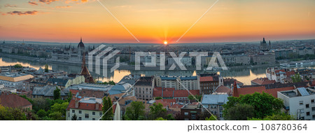 Budapest Hungary, sunrise panorama city skyline at Hungarian Parliament and Danube River Budapest Hungary, sunrise panorama city skyline at Hungarian Parliament and Danube River 108780364