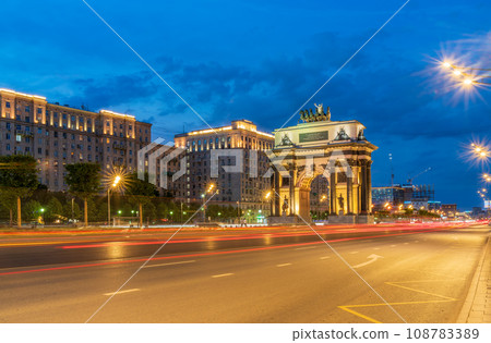 Triumphal Arch on Kutuzovsky avenue in Moscow at night. Triumphal Arch on Kutuzovsky avenue in Moscow at night. 108783389