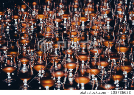 bulk wine glasses 108786628