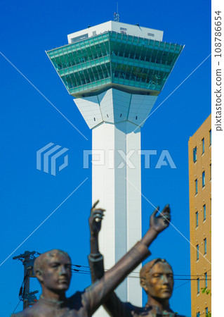 Goryokaku Tower and blue sky Goryokaku Tower and blue sky 108786654