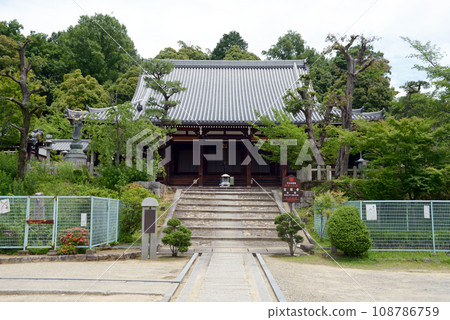 Hotoji Temple Main Hall Fukakusa, Fushimi-ku, Kyoto 108786759