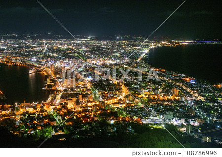 Hakodate City, night view from Mt. Hakodate summit observation deck 108786996