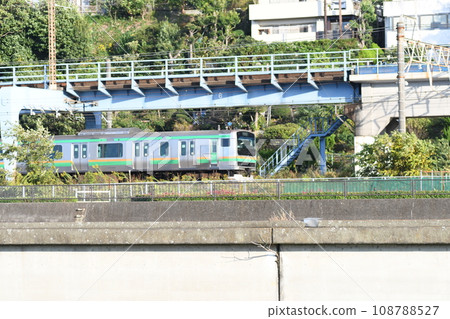 東海道線、橫須賀線、柏尾川散步道 108788527