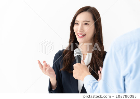 面對面訪問女性 面對面訪問女性 108790083