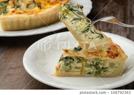 Quiche with chopsticks Quiche with chopsticks 108792363
