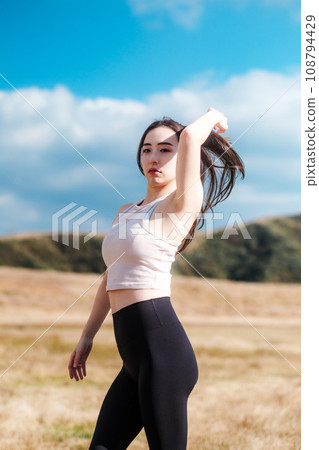Women, Nature, Stretching, Pilates, Yoga 108794429