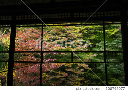 Kyoto Yase Rurikoin autumn leaves Kyoto Yase Rurikoin autumn leaves 108796077