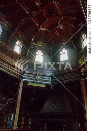 Interior of old abandoned Sharovka palace, also known as Sugar Palace in Kharkov region, Ukraine 108796881