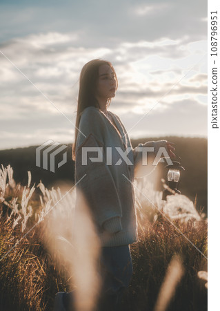 一個獨自旅行的女人 108796951