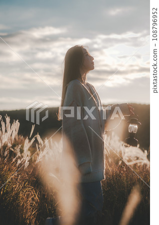 一個獨自旅行的女人 108796952