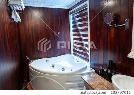 越南下龍灣遊輪客艙衛浴 108797611