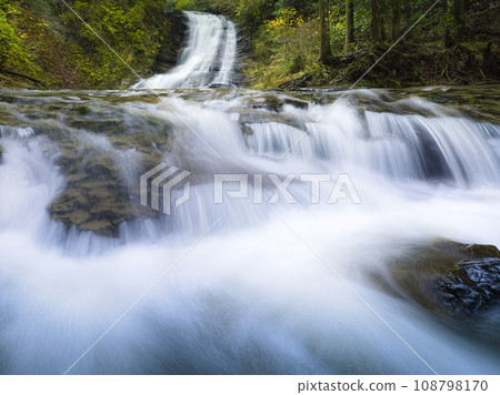 Bandai Waterfall, Yoro Valley (Isumi District, Chiba Prefecture) / Bandai Waterfall, Japan Bandai Waterfall, Yoro Valley (Isumi District, Chiba Prefecture) / Bandai Waterfall, Japan 108798170