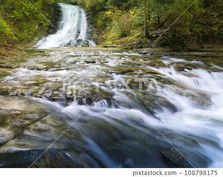 Bandai Waterfall, Yoro Valley (Isumi District, Chiba Prefecture) / Bandai Waterfall, Japan Bandai Waterfall, Yoro Valley (Isumi District, Chiba Prefecture) / Bandai Waterfall, Japan 108798175