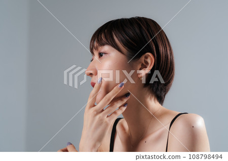 Female beauty image of 20's Female beauty image of 20's 108798494