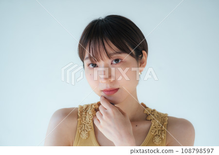 20多歲短髮美女圖片 20多歲短髮美女圖片 108798597