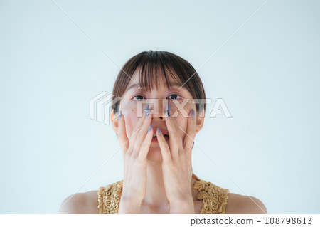 Beauty image of a woman in her 20s with short hair Beauty image of a woman in her 20s with short hair 108798613
