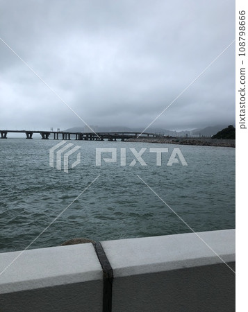 海邊 108798666