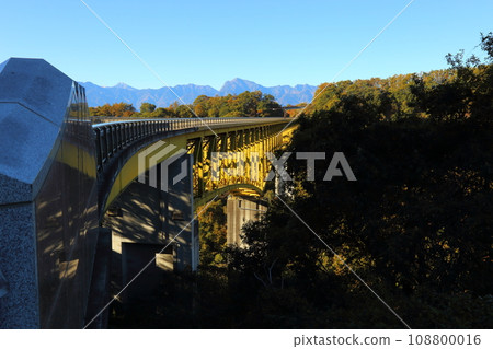 八岳高原大橋 從北詰展望台看到的八岳【山梨縣北斗市高根町清裡】 108800016