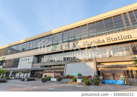 岩手縣盛岡市，晴天的 JR 盛岡站（東口） 108800222