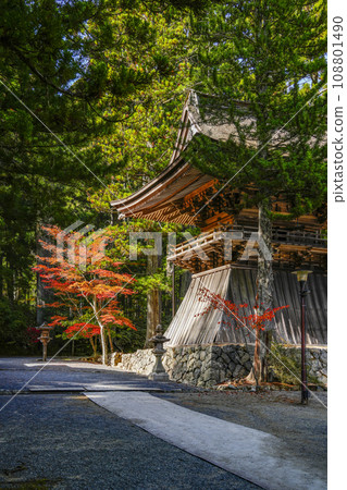 秋天的高野山壇上伽藍鐘樓 秋天的高野山壇上伽藍鐘樓 108801490